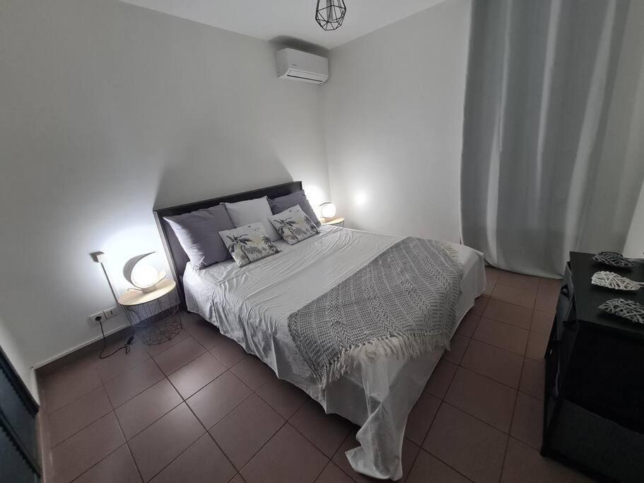 Antilo - Appartement Proche Mer Le Diamant Exteriör bild